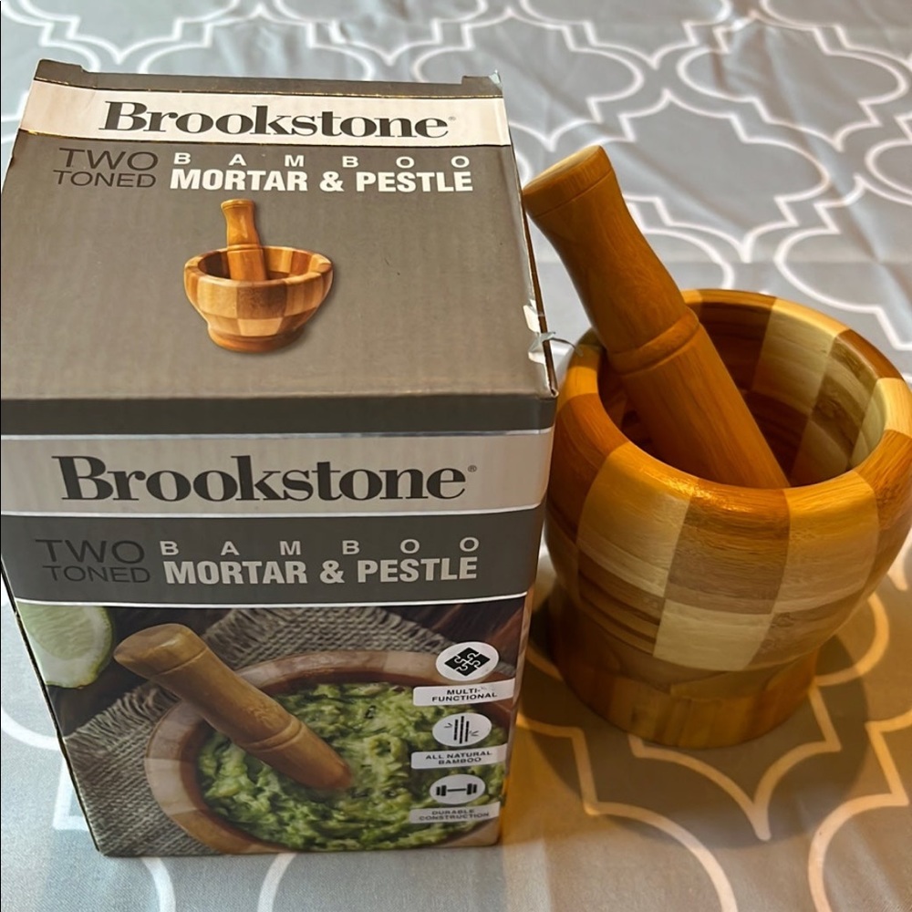 Brookstone Two Toned Bamboo Mortar & Pestle - NEW